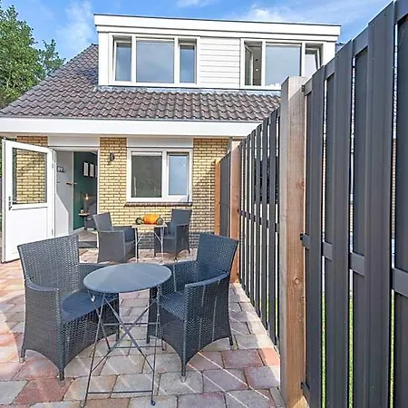 Dock10texel Bed & Breakfast