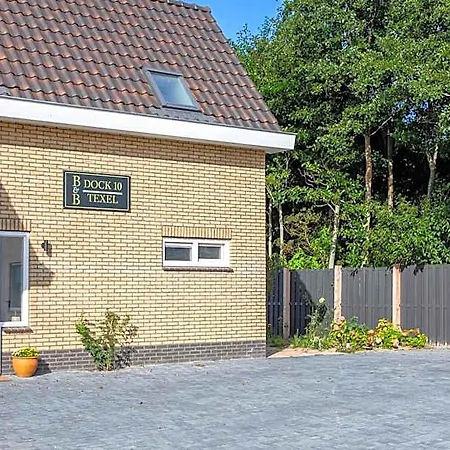 Bed & Breakfast Dock10texel 3*